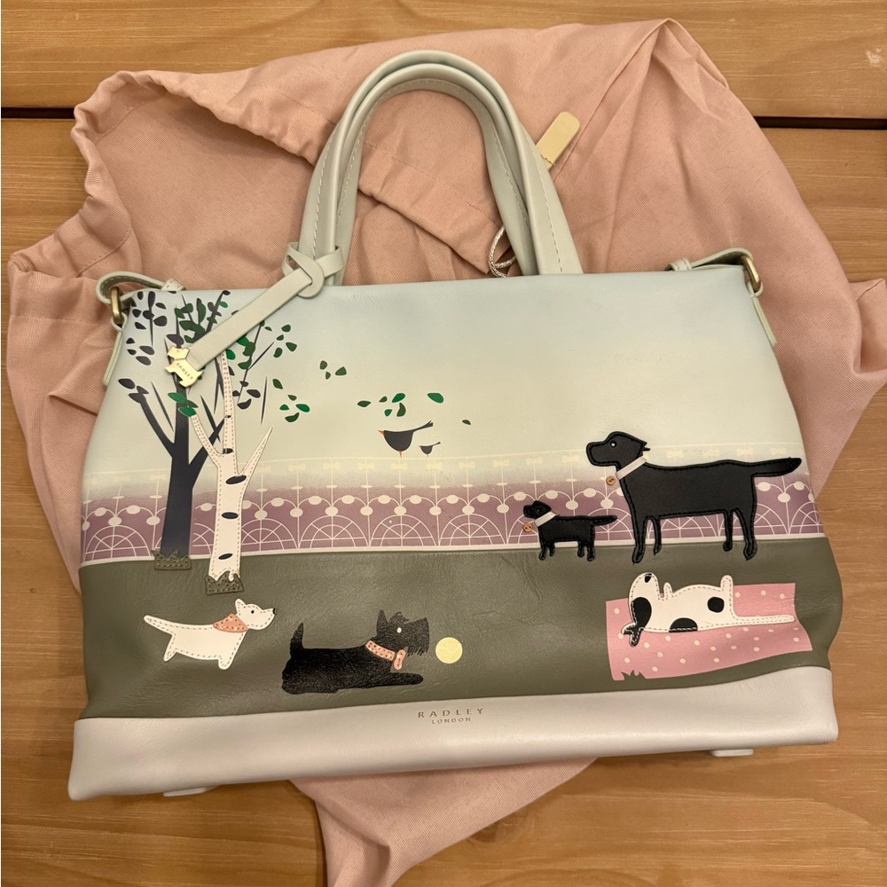 Radley London Weekend walkies zip top tote bag